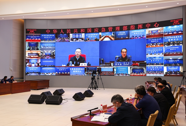 圖1.jpg