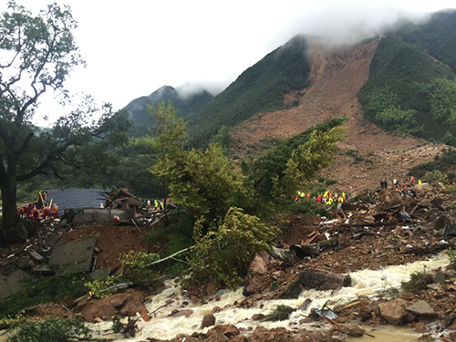 9月28日，浙江省麗水市遂昌縣北界鎮蘇村發生山體滑坡災害，導致房屋被埋，多人失聯。目前，救援工作在緊張進行中。